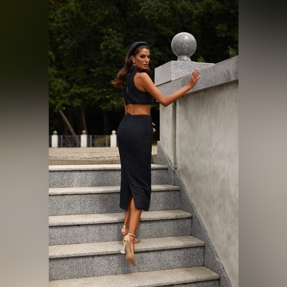 Alamour Black Racer Neck Crop Top - Picture 4 of 16